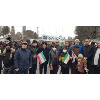 حضور پرشور اساتید و مسئولان دانشگاه علوم پزشکی کرمانشاه در راهپیمایی یوم الله ۲۲ بهمن در مشهد مقدس