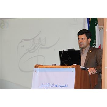 نخستین همایش قطب های تجهیزات پزشکی کشور در کرمانشاه آغاز به کار کرد