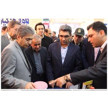 نمایشگاه دستاوردهای پژوهش و فناوری و فن بازار کرمانشاه افتتاح شد