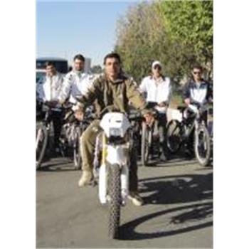 پرسنل حراست دانشگاه علوم پزشکی کرمانشاه به مناسبت هفته دفاع مقدس در یک برنامه دوچرخه سواری شرکت نمودند.