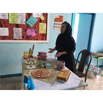 برگزاری مراسم روز کودک و روز تخم مرغ در مدرسه استثنایی بصیرت گیلان غرب