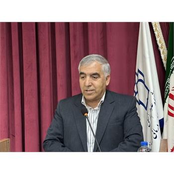 همه اساتید دانشگاه سرآمد و شایسته قدردانی‌اند
