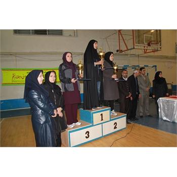 تیم والیبال خواهران دانشجو دانشگاه ، مقام سوم مسابقات هفته تربیت بدنی را  کسب کرد
