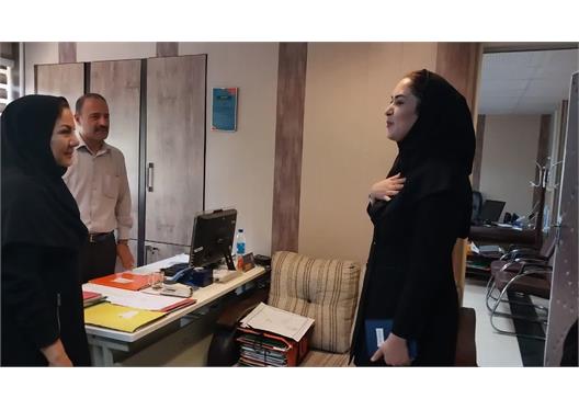 تقدیر معاون توسعه مدیریت و منابع دانشگاه از کارکنان ستادی به مناسبت روز کارمند