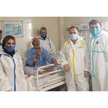 پیرمرد ۱۰۹ ساله کرمانشاهی کرونا را شکست داد