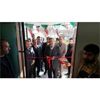 آئیین افتتاح پروژه های بهداشتی درمانی در استان کرمانشاه آغاز شد/ افتتاح ۳۳ پروژه عمرانی حوزه سلامت