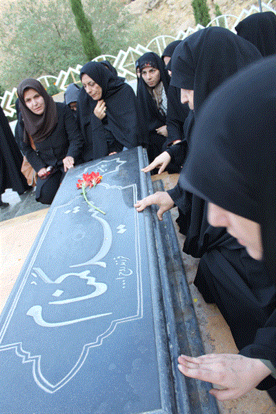 آغاز سال تحصیلی بر مزار شهیدان5