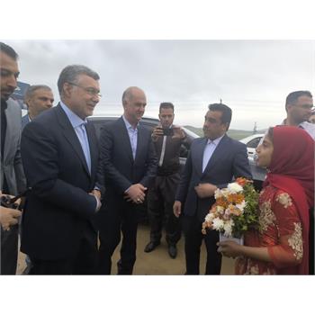 گزارش تصویری از بازدید وزیر بهداشت ازمراکز بهداشتی ودرمانی ،روانسر، جوانرود و ثلاث باباجانی