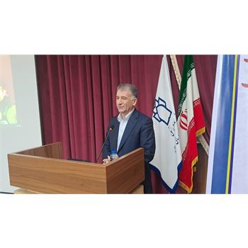 استادان، سرمایه‌های علمی و اخلاقی دانشگاه هستند
