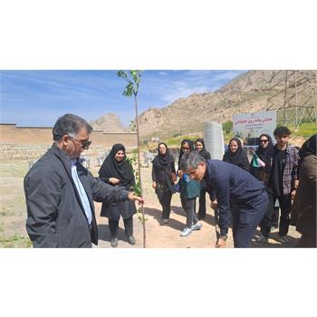 گزارش تصویریِ همایش پیاده‌روی خانوادگی به مناسبت هفته ملی سلامت / بخش ۱
