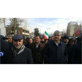 جلوه هایی از حماسه حضور دانشگاهیان در راهپیمایی ۲۲ بهمن