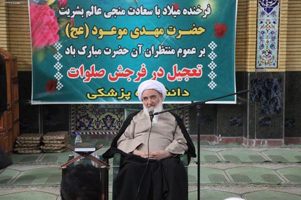 امام جمعه کرمانشاه:سبک زندگی قرآنی زمینه ظهور امام زمان را فراهم می کند