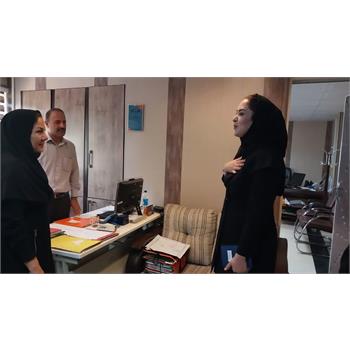 تقدیر معاون توسعه مدیریت و منابع دانشگاه از کارکنان ستادی به مناسبت روز کارمند