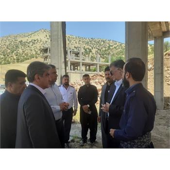 بازدید رئیس دانشگاه از پروژه خیرساز مرکز اورژانس پیش بیمارستانی جاده‌ای نوریاب