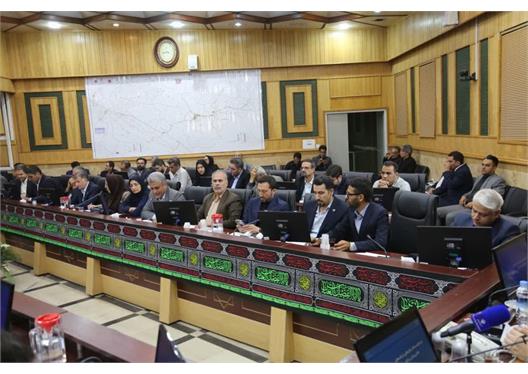 حضور رئیس دانشگاه دکتر سروش و معاون تحقیقات و فناوری در نشست وزیر ارتباطات و استاندار کرمانشاه با نخبگان حوزه فناوری