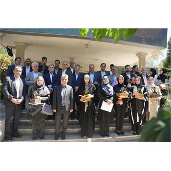 گزارش تصویری آئین تجلیل از پزشکان و داروسازان نمونه دانشگاه علوم پزشکی کرمانشاه