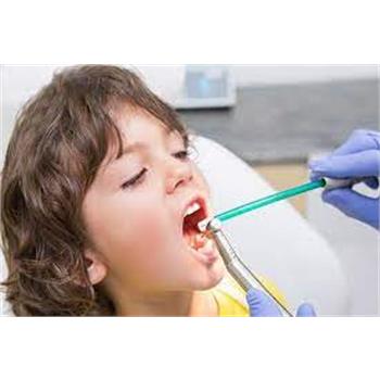 سلامت دهان و دندان کودکان را جدی بگیرید