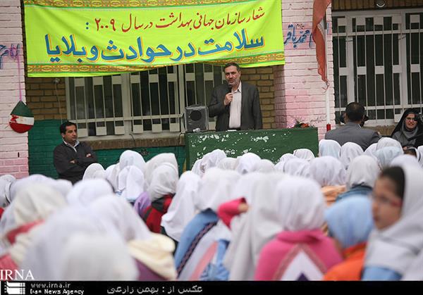 زنگ سلامت - دکتر نوری زاد در جمع دانش آموزان