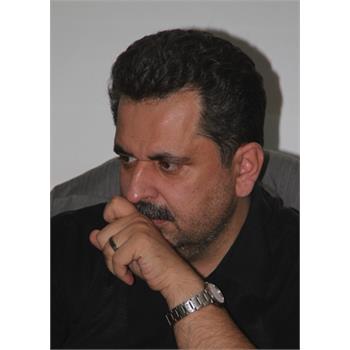 سرپرست دانشگاه علوم پزشکی کرمانشاه گفت : باوجود پتانسیل های موجود ، لازم است مراکز تحقیقاتی افزایش یابند.