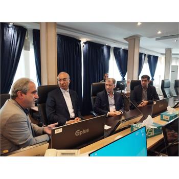 گام بلند دانشگاه علوم پزشکی کرمانشاه در مسیر خودکفایی دارویی غرب کشور / بررسی ایجاد انبار استراتژیک و آزمایشگاه مرجع با حضور رئیس سازمان غذا و دارو کشور