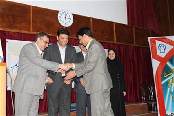 روزآمار 8