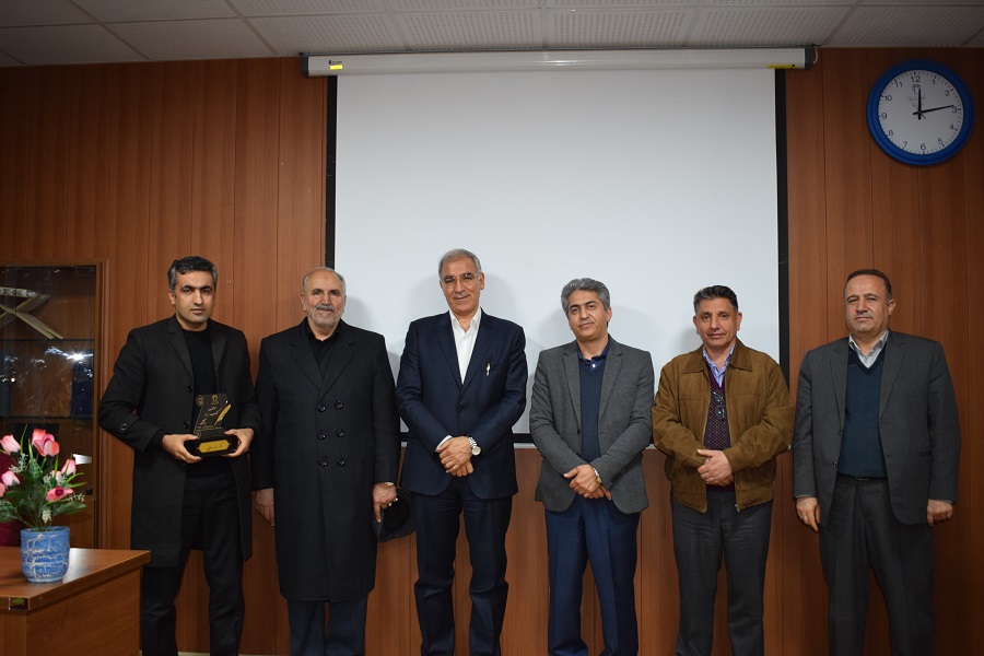 تجلیل از پژوهشگر برتر