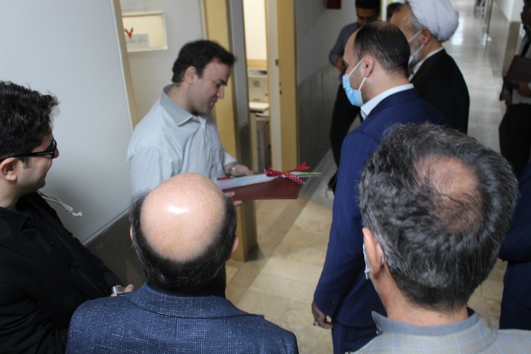 روز داروساز