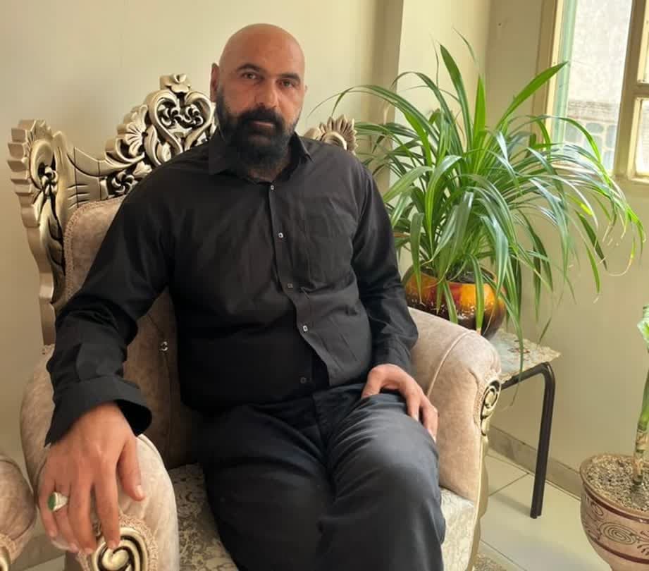 بابک دانش راد