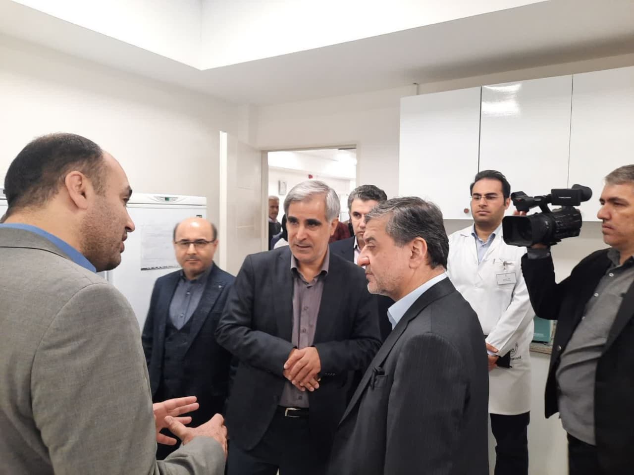 آزمایشگاه 9