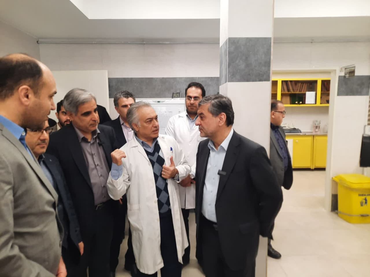 آزمایشگاه 10