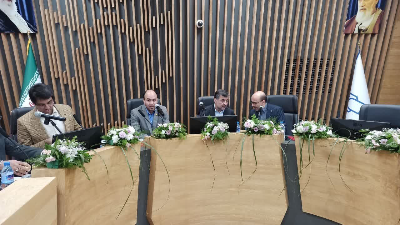 نشست معاون آموزشی وزارت در غذا و داروی کرمانشاه 2