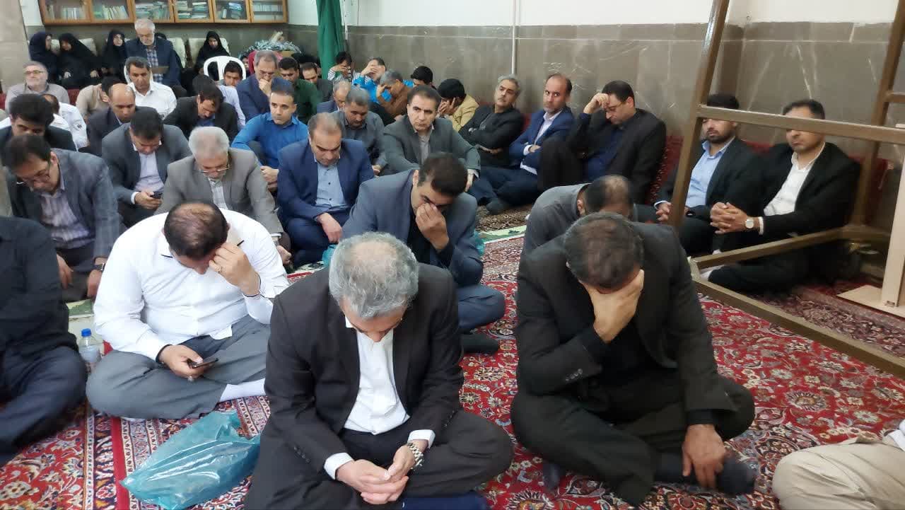 مراسم عزاداری رئیس جمهور محبوب و هیئت همراهشان در دانشگاه علوم پزشکی کرمانشاه 18