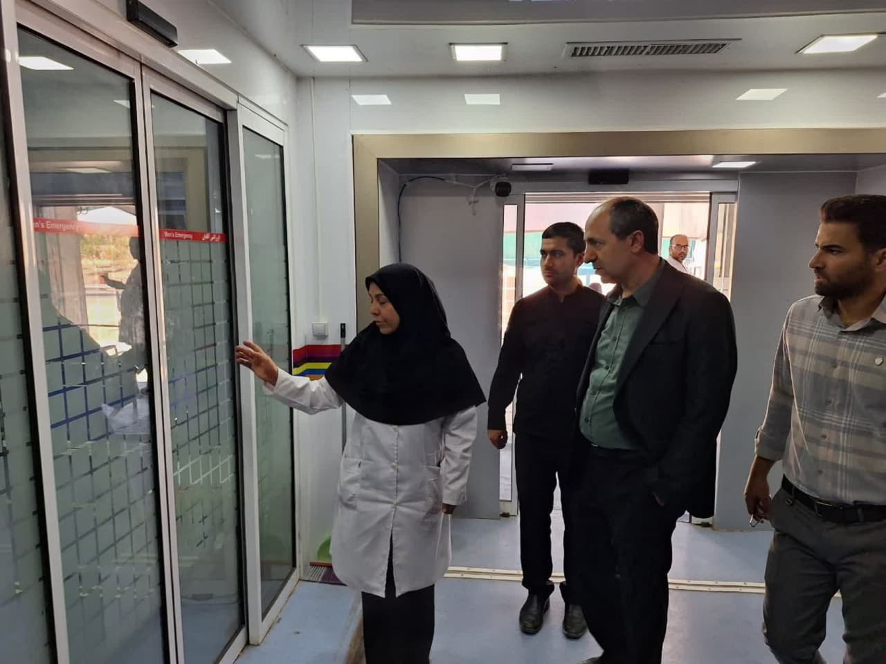 بازدید معاون درمان از خسروی 8