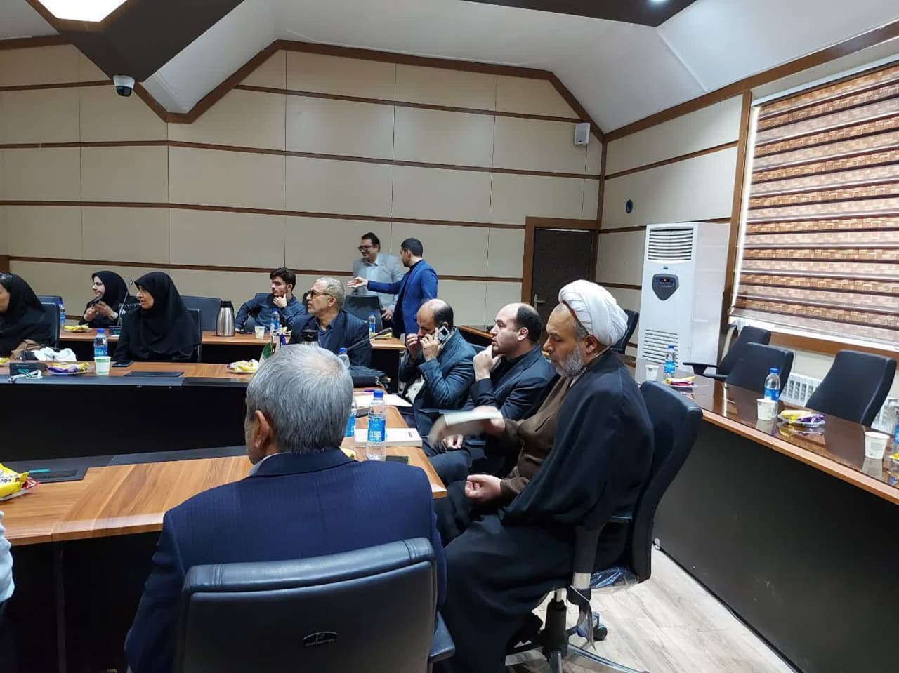 نشست رییس دانشگاه , دانشجویان ,افتخار آفرین, شانزدهمین المپیاد ,دانشجویان علوم پزشکی کشور 6