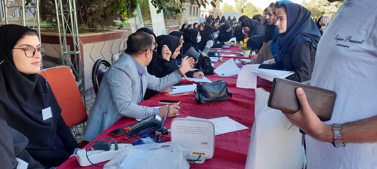 مراسم جشن دانشجویان جدیدالورود دختر 5