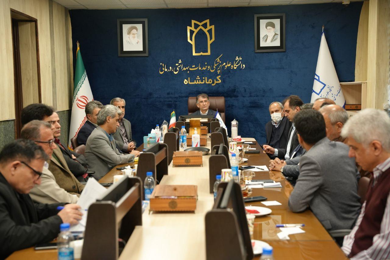 نشست مدیران شهرستان