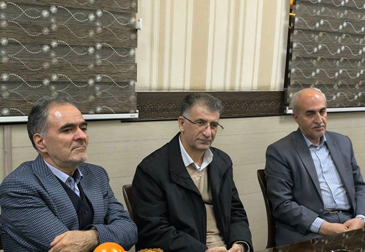 نشست مسئولان دانشگاه با مدیر عامل بنیاد بخشش