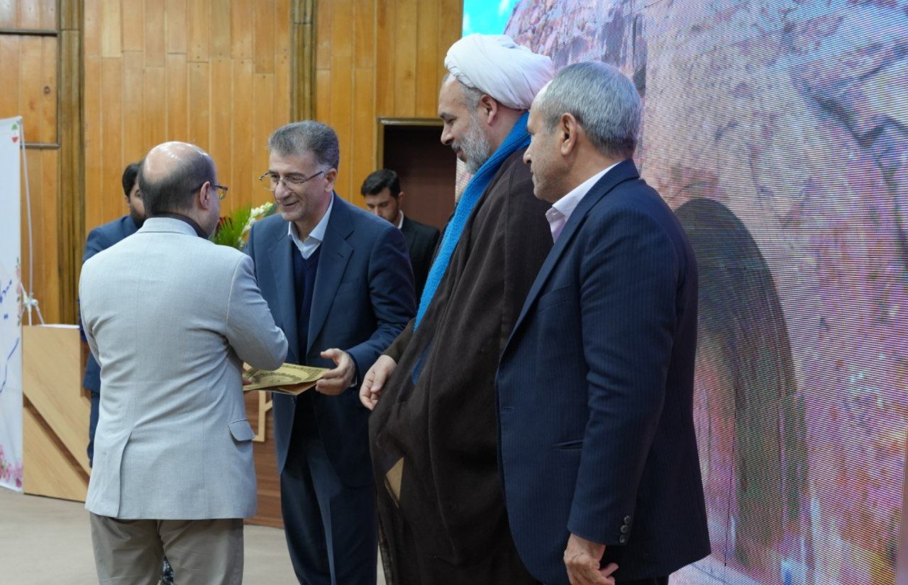 گزارش تکریم 5