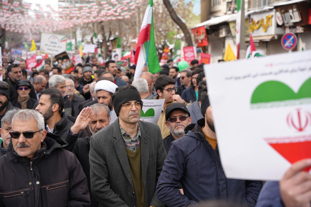 حضور در راهپیمایی