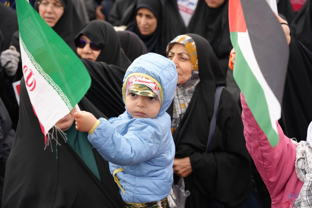 حضور در راهپیمایی