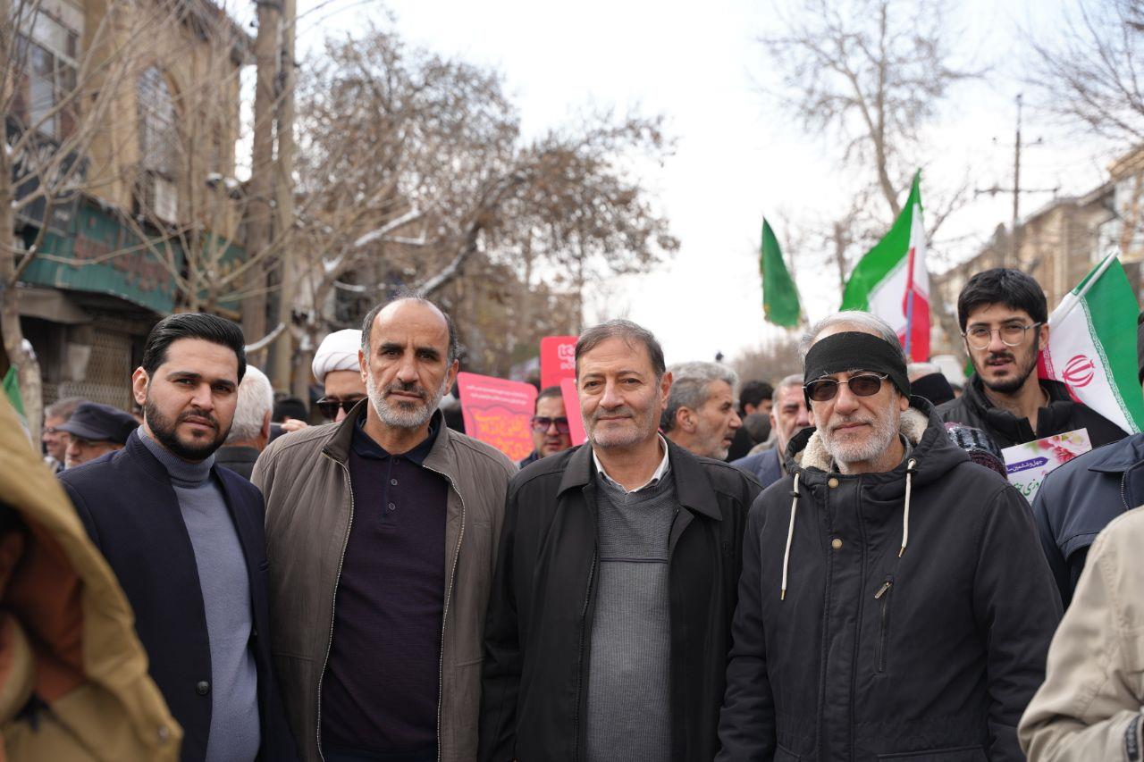 حضور در راهپیمایی