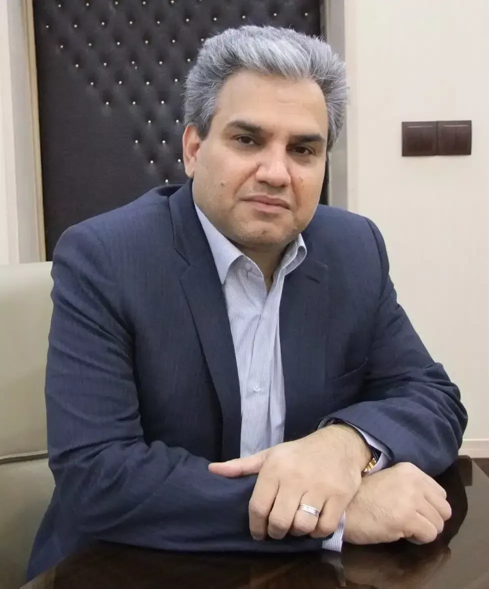 ارسلان نادری پور