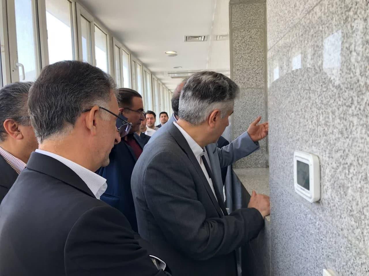 بازدید معاون درمان وزارتخانه