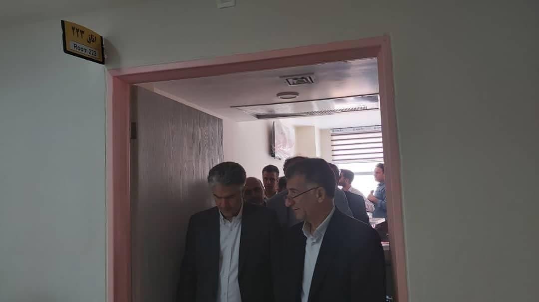 بازدید معاون درمان وزارتخانه