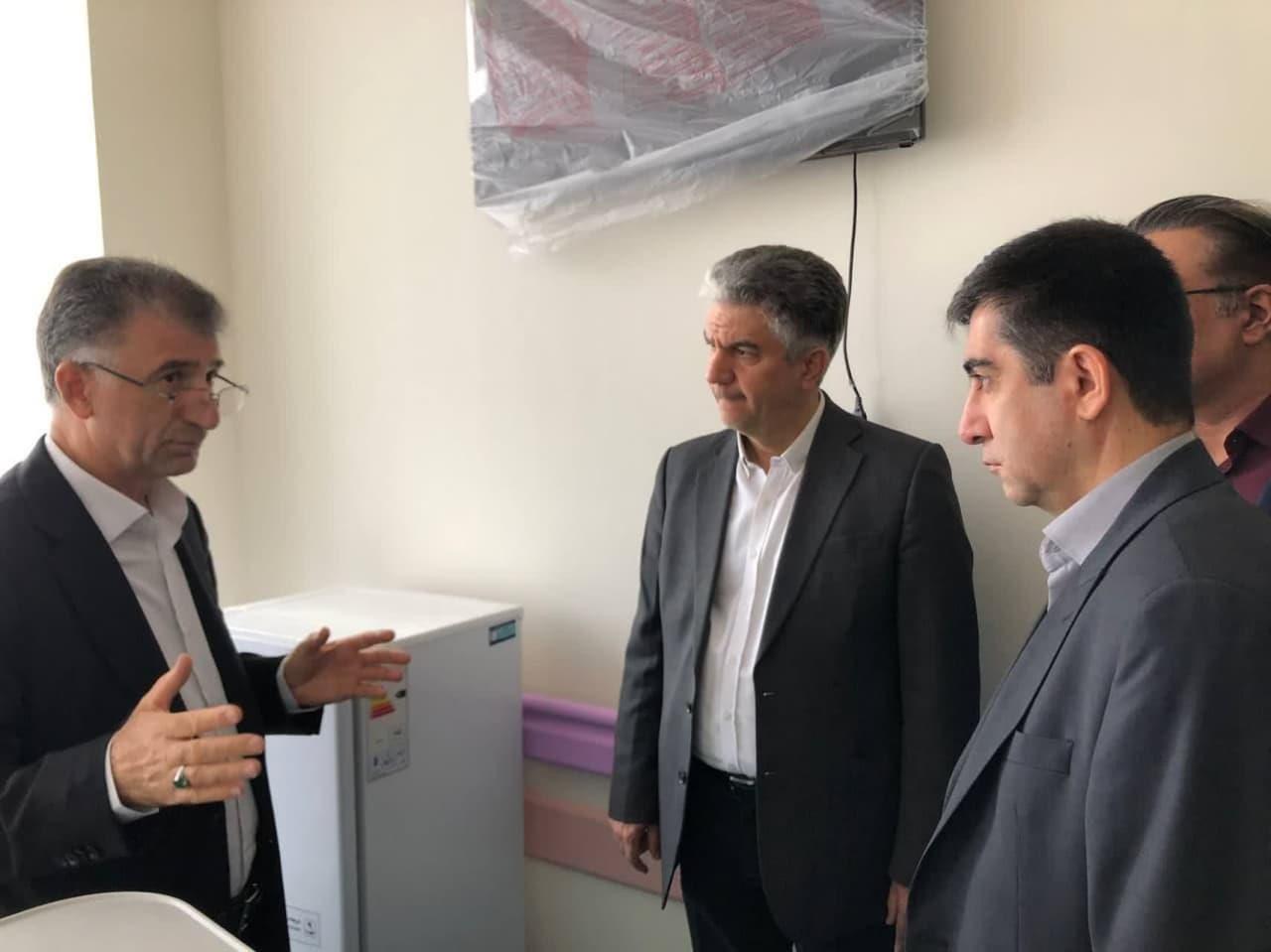 بازدید معاون درمان وزارتخانه