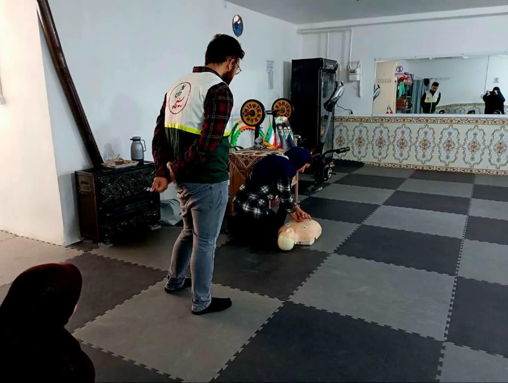 بسیج جامعه پزشکی 6
