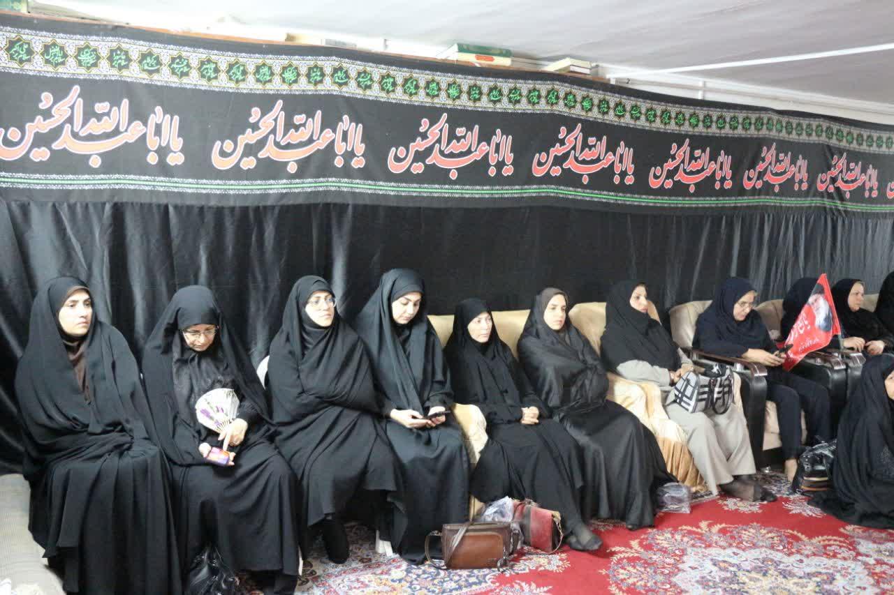 مراسم بزرگداشت و سوگواری رهبر شهید1 11