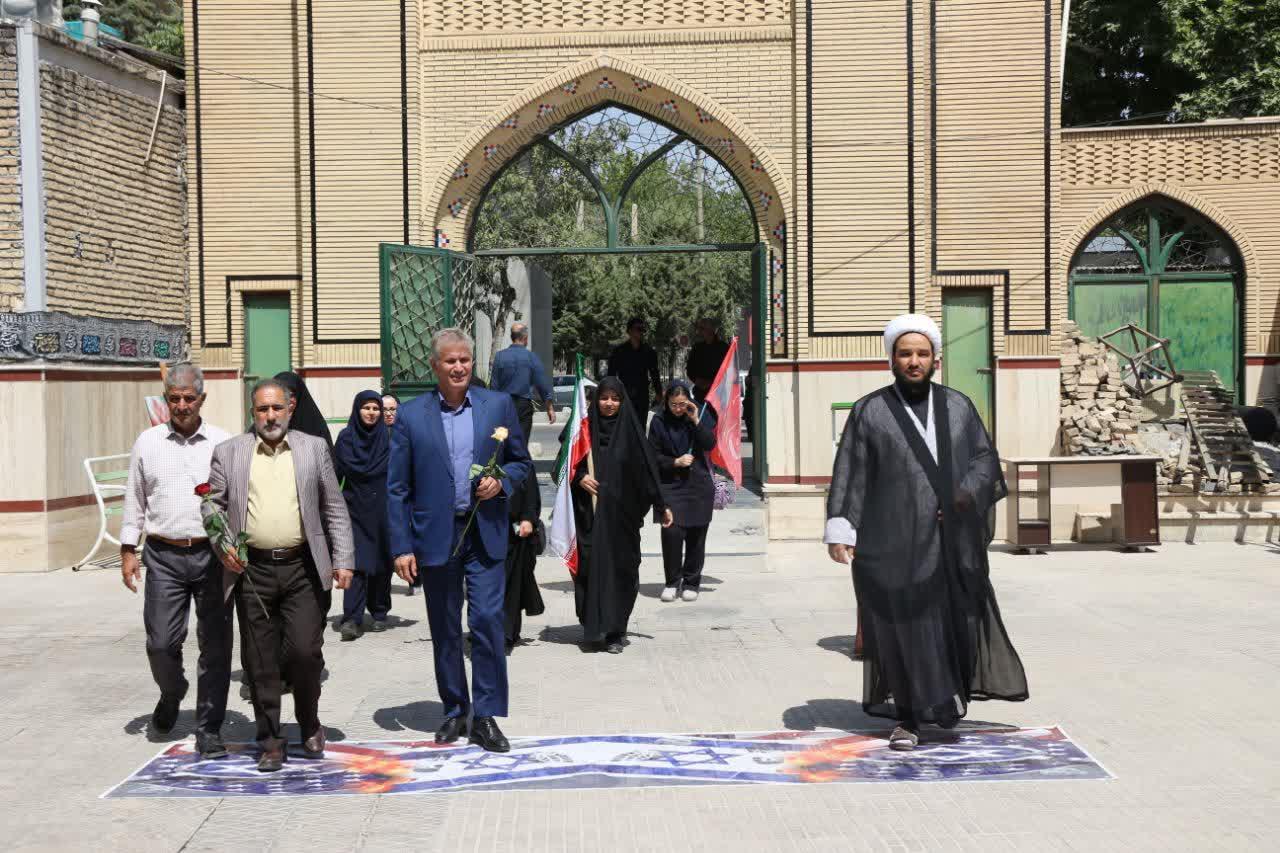 مراسم بزرگداشت و سوگواری رهبر شهید2 8