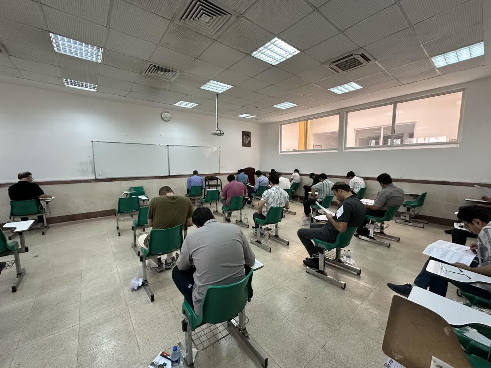 آزمون پذیرش دستیار تخصصی