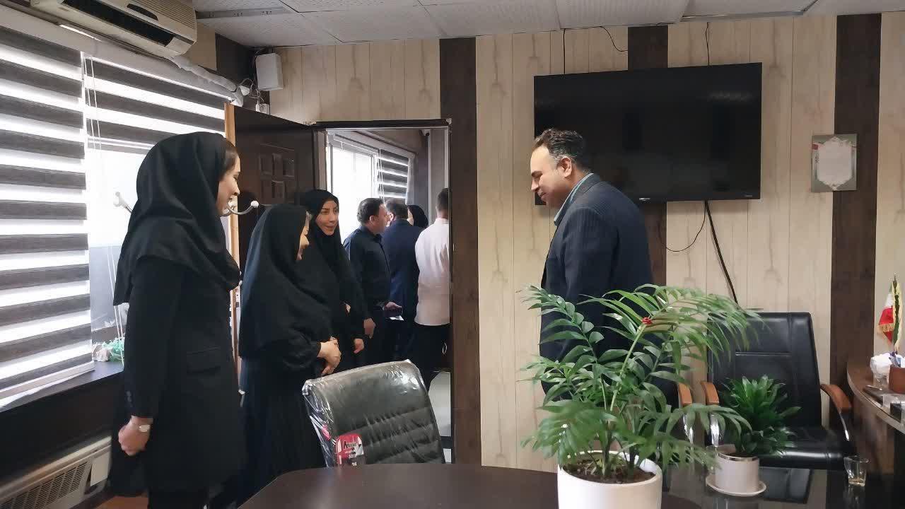 روز کارمند 2